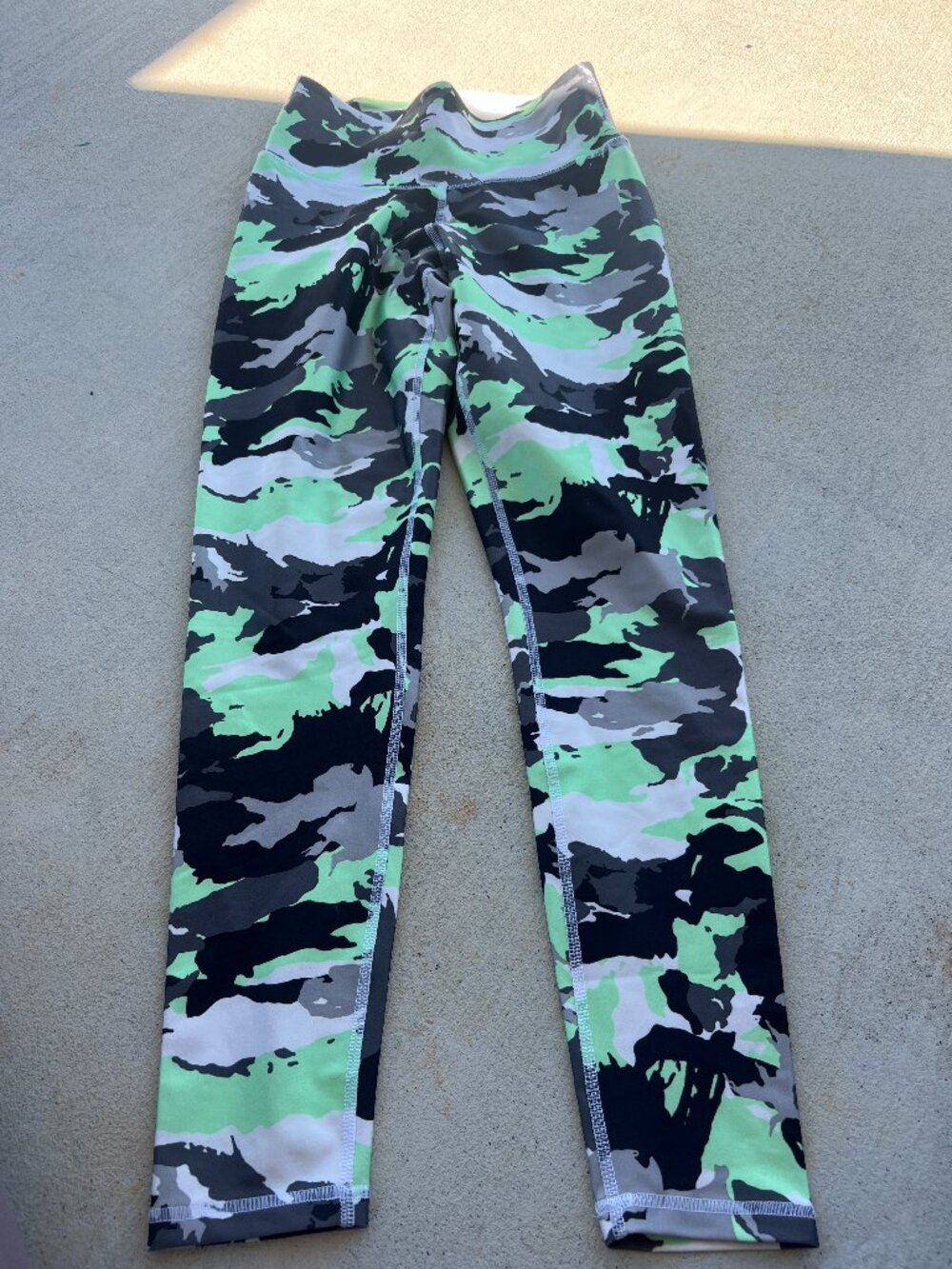 Cycle House medium leggings